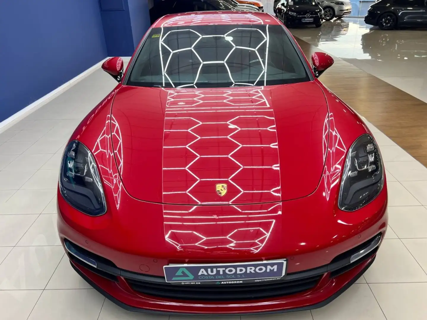 Porsche Panamera 4S Executive PDK Rouge - 2