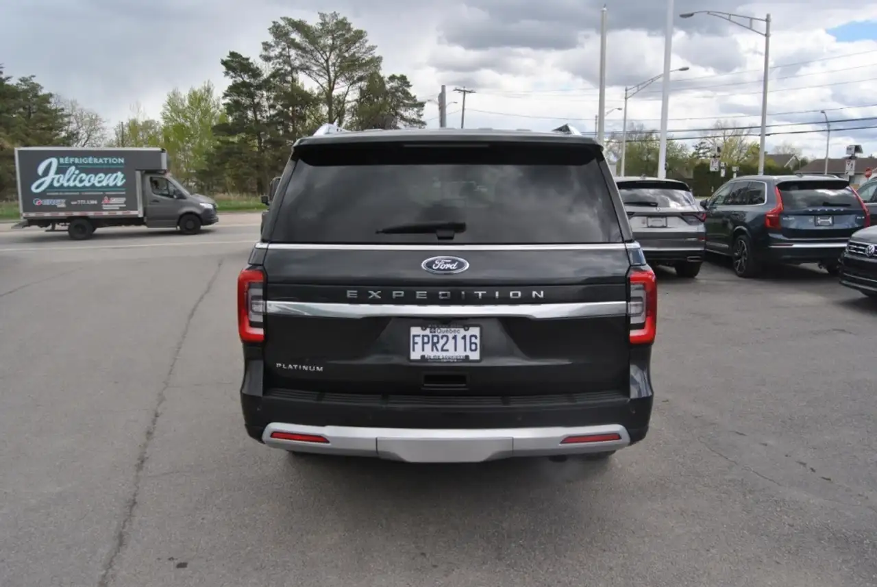 Ford Expedition снимка Ford Expedition