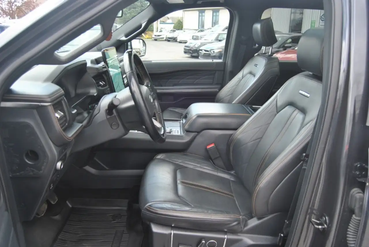 Ford Expedition снимка Ford Expedition
