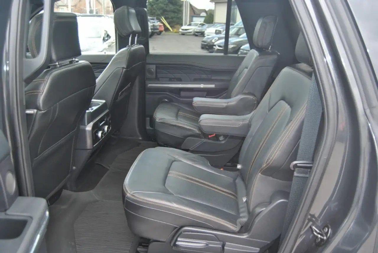 Ford Expedition снимка Ford Expedition
