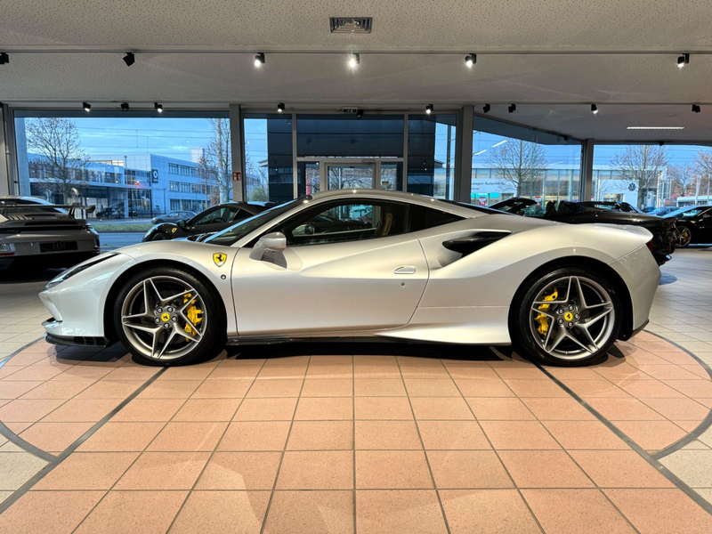 Ferrari F8 Tributo Carbon/Lift/Racings/Passenger/JBL — photo 5