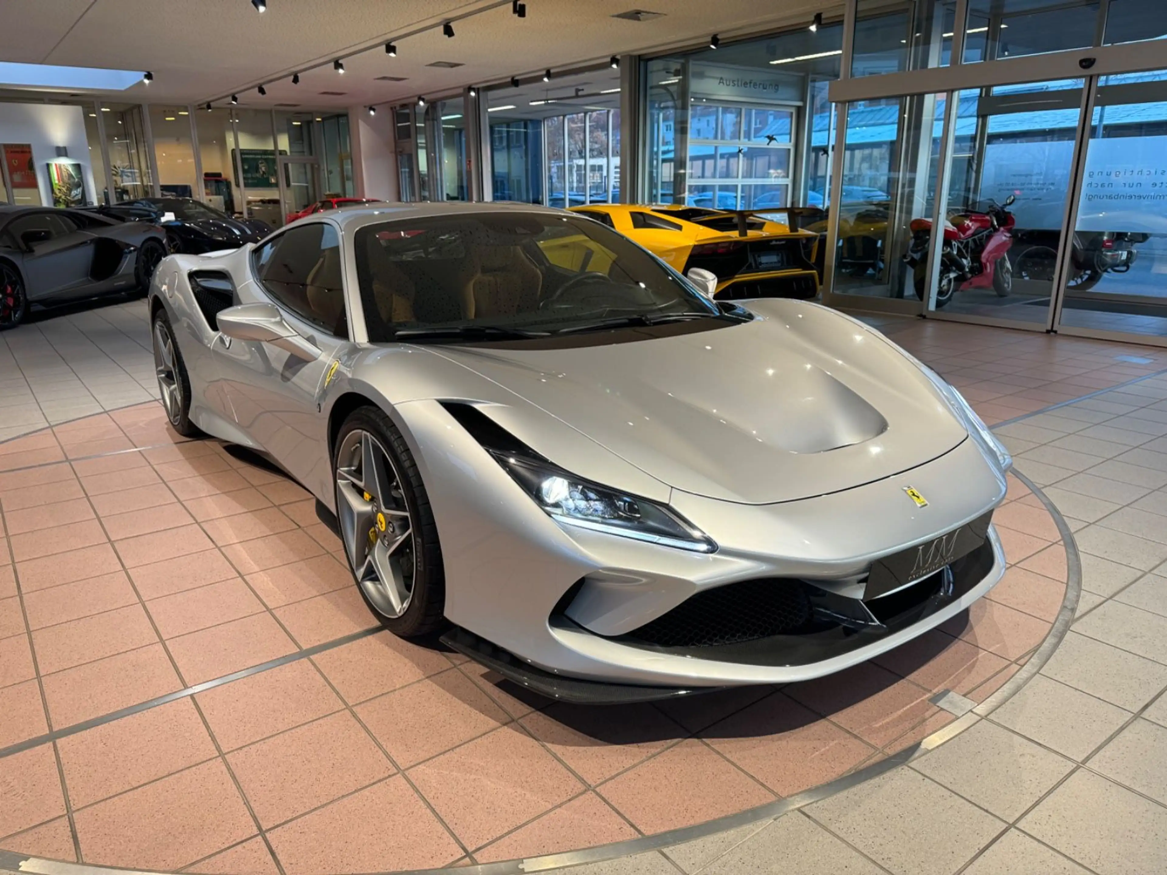 Ferrari F8 Tributo Carbon/Lift/Racings/Passenger/JBL