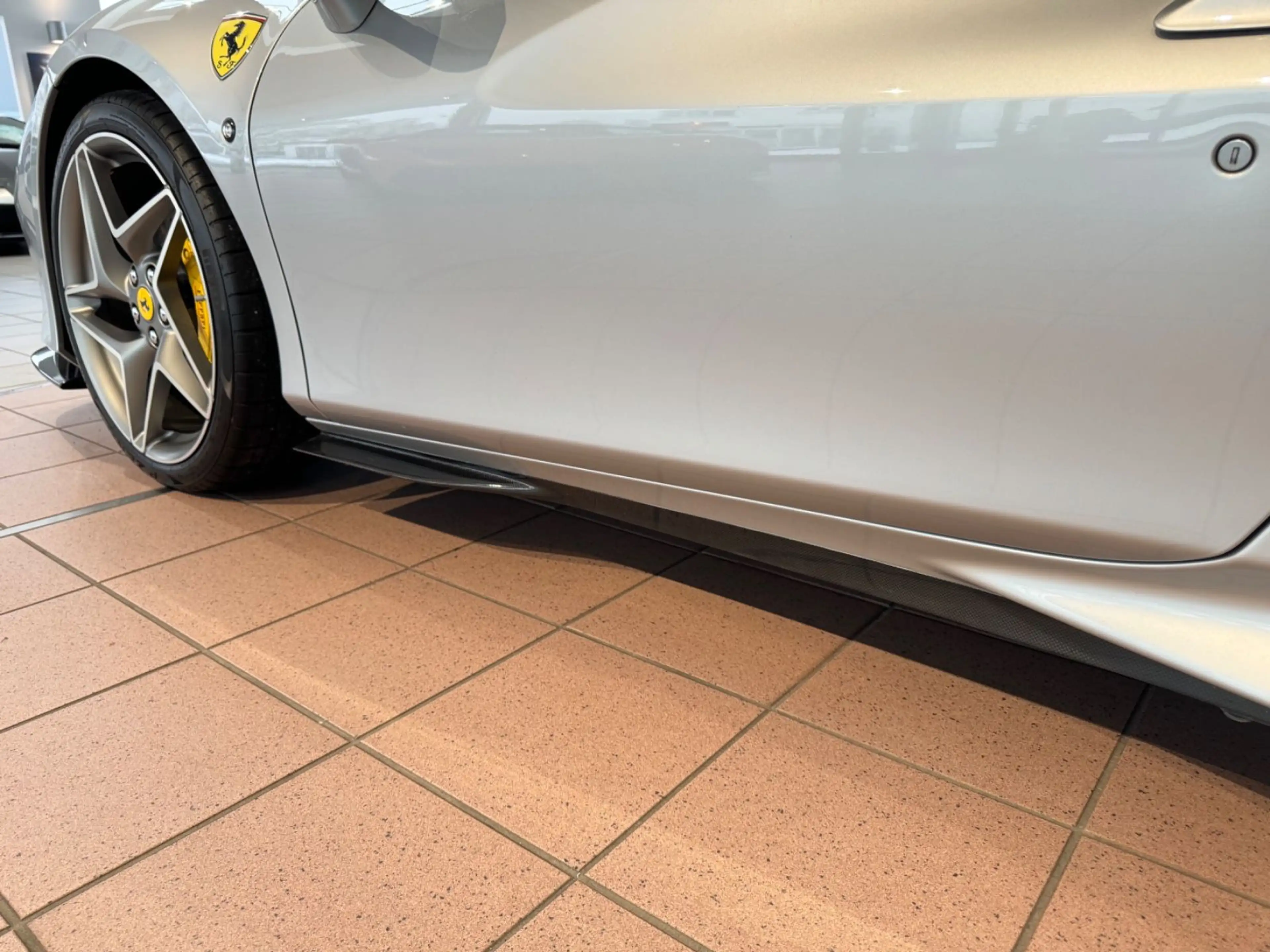 Ferrari F8 Tributo Carbon/Lift/Racings/Passenger/JBL — photo 14