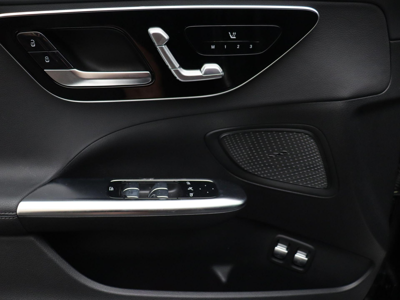 Mercedes-Benz C 300 e AMG Line Break + PANORAMISCH DAK + 360 CAMERA + — photo 8