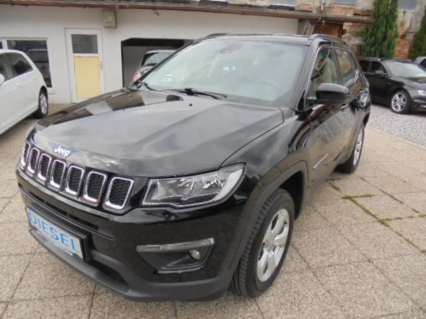 Jeep Compass 2,0 MultiJet AWD 6MT 140 Longitude Schwarz - 1