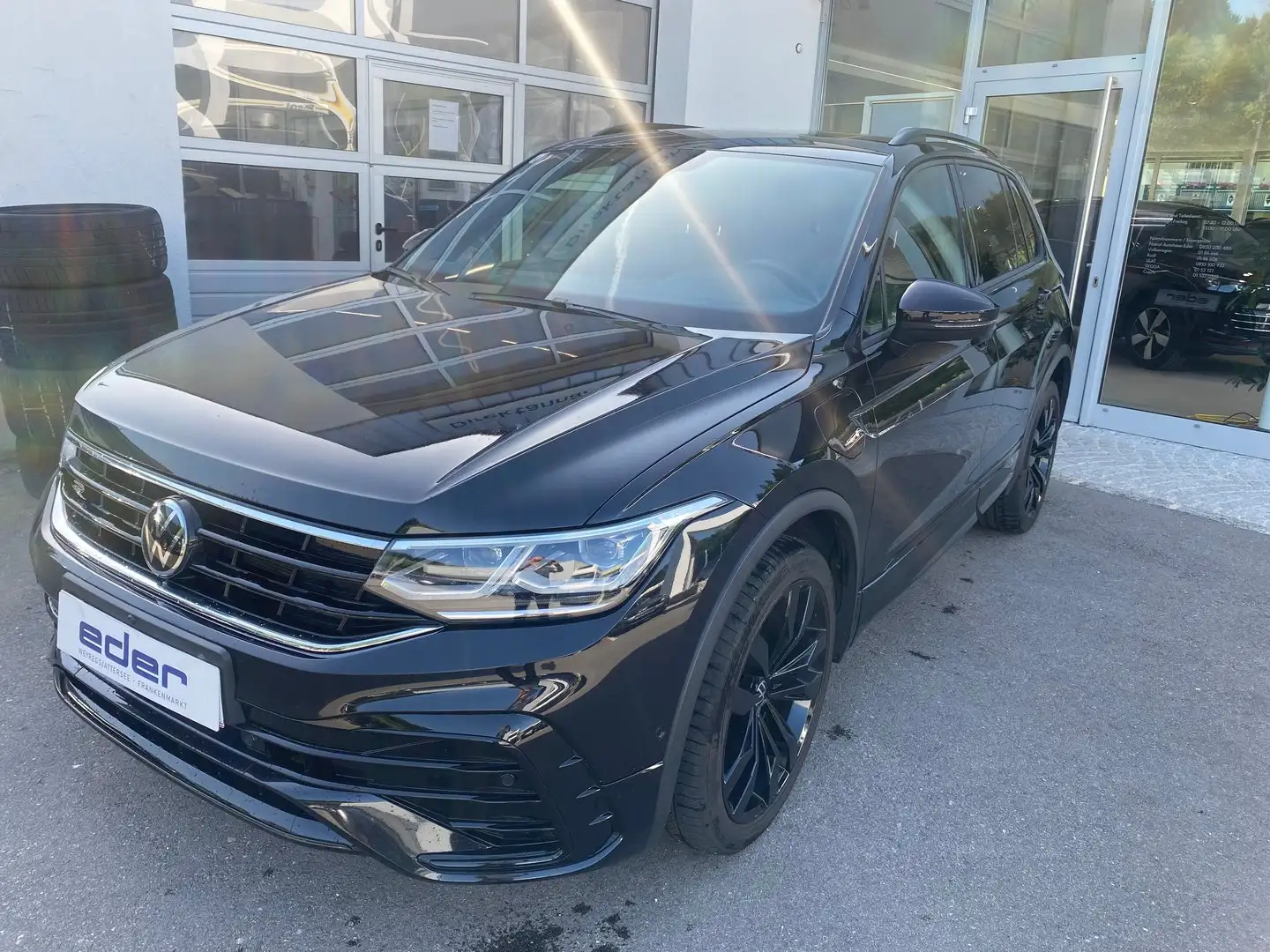 Volkswagen Tiguan R-Line eHybrid DSG Schwarz - 2