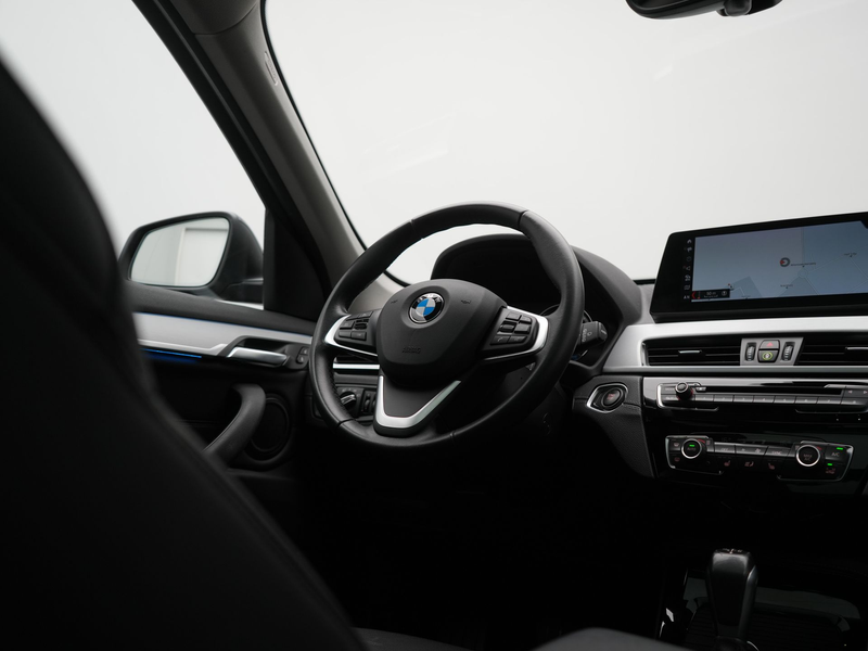 BMW X1 xDrive25e X Line PHEV 221pk Dealer O.H. SOH 92.2% — photo 26