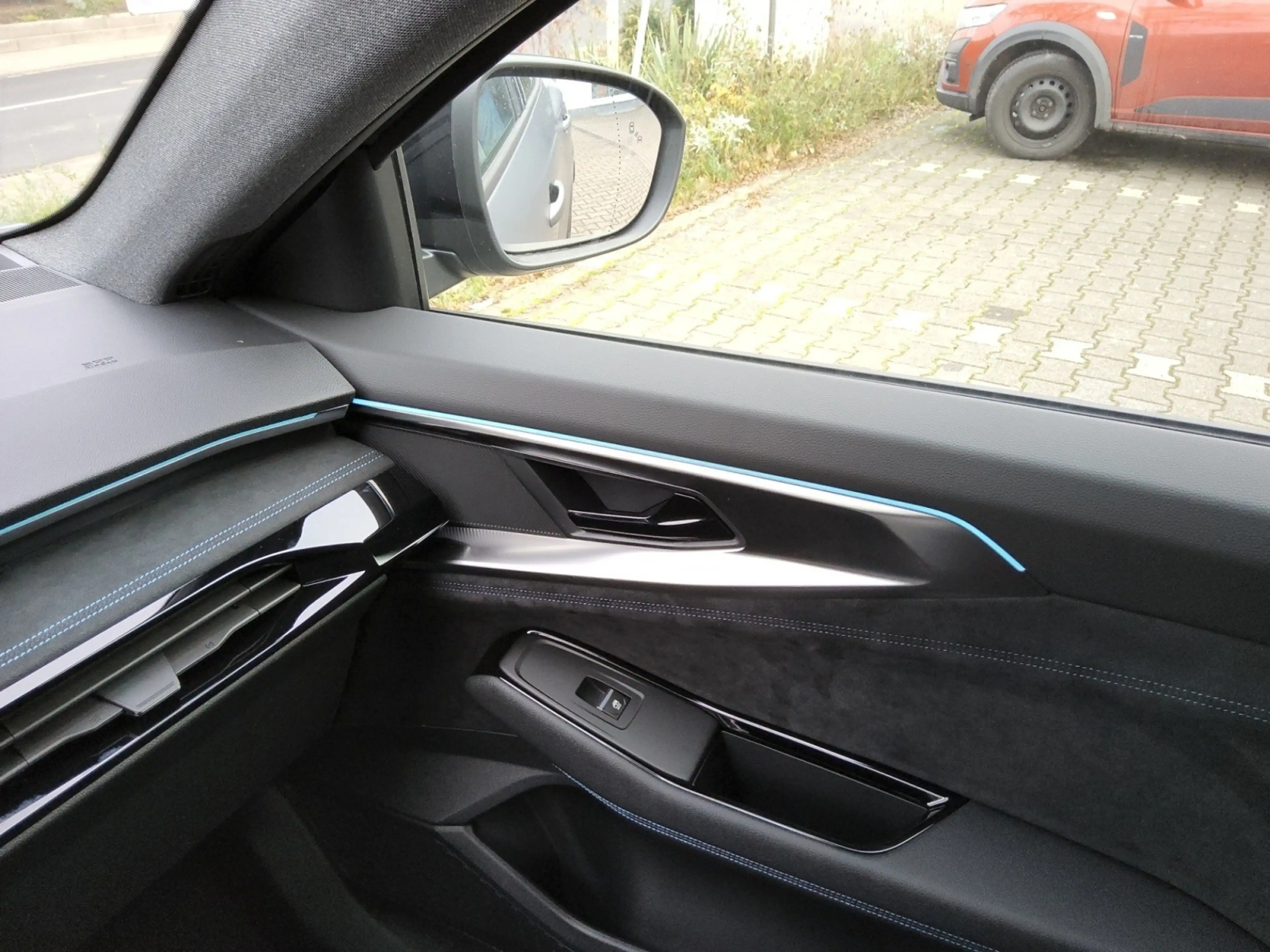 Renault Austral Iconic Esprit Alpine E-Tech Full Hybrid 200 — photo 7