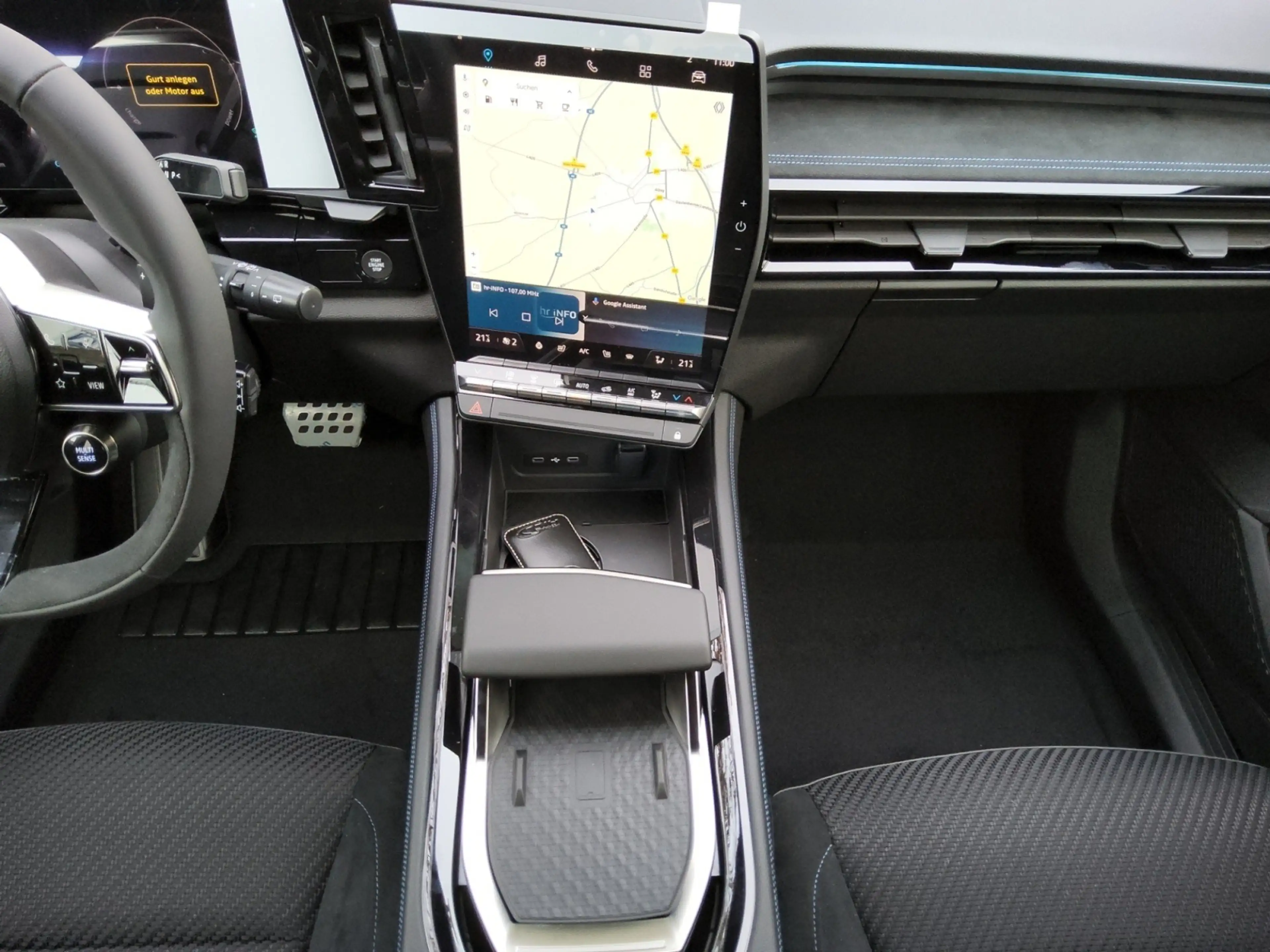 Renault Austral Iconic Esprit Alpine E-Tech Full Hybrid 200 — photo 10