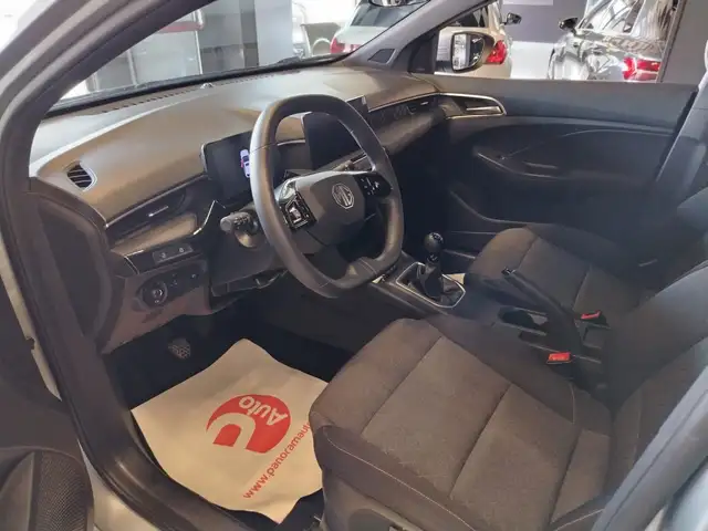 MG MG3 view 9