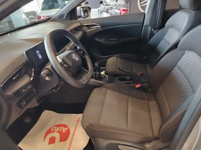 MG MG3 view 8