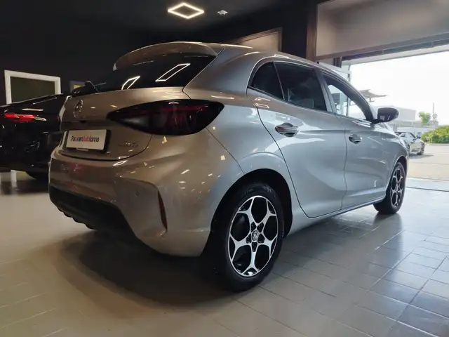 MG MG3 view 6