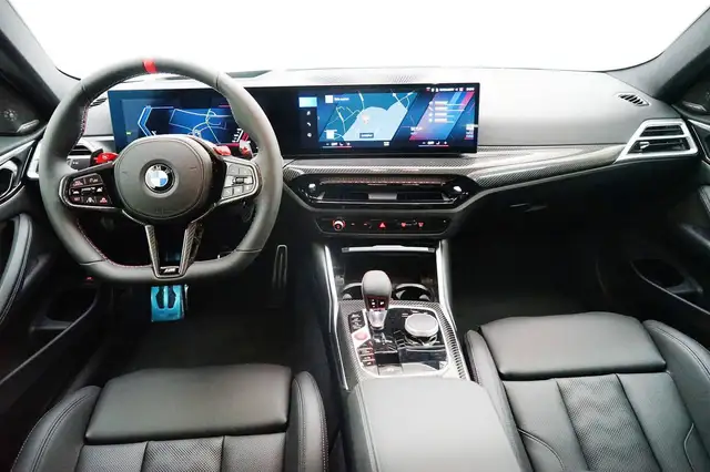 BMW M4 view 13