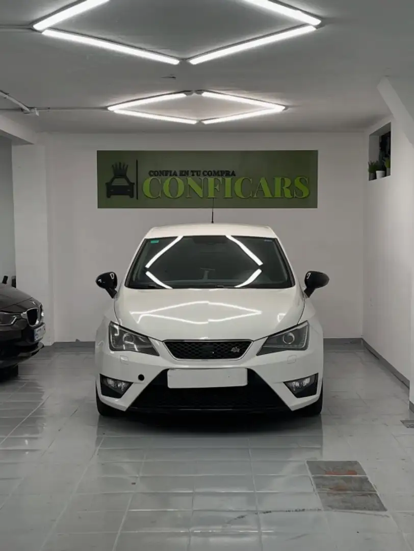 SEAT Ibiza 1.6TDI CR FR 105 Blanc - 2