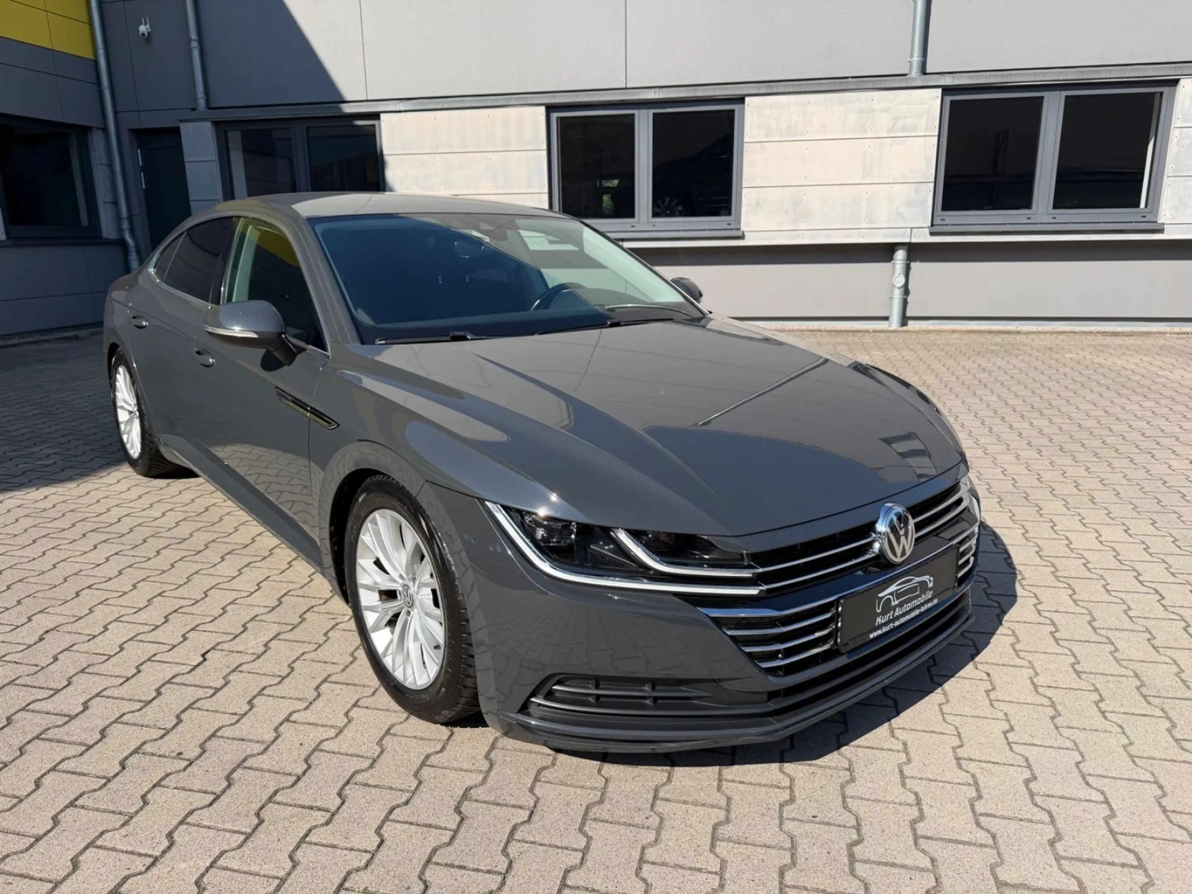Volkswagen Arteon Basis/SPORTFEDER*/TEMPOM*/KLIMA/TOP* — photo 8