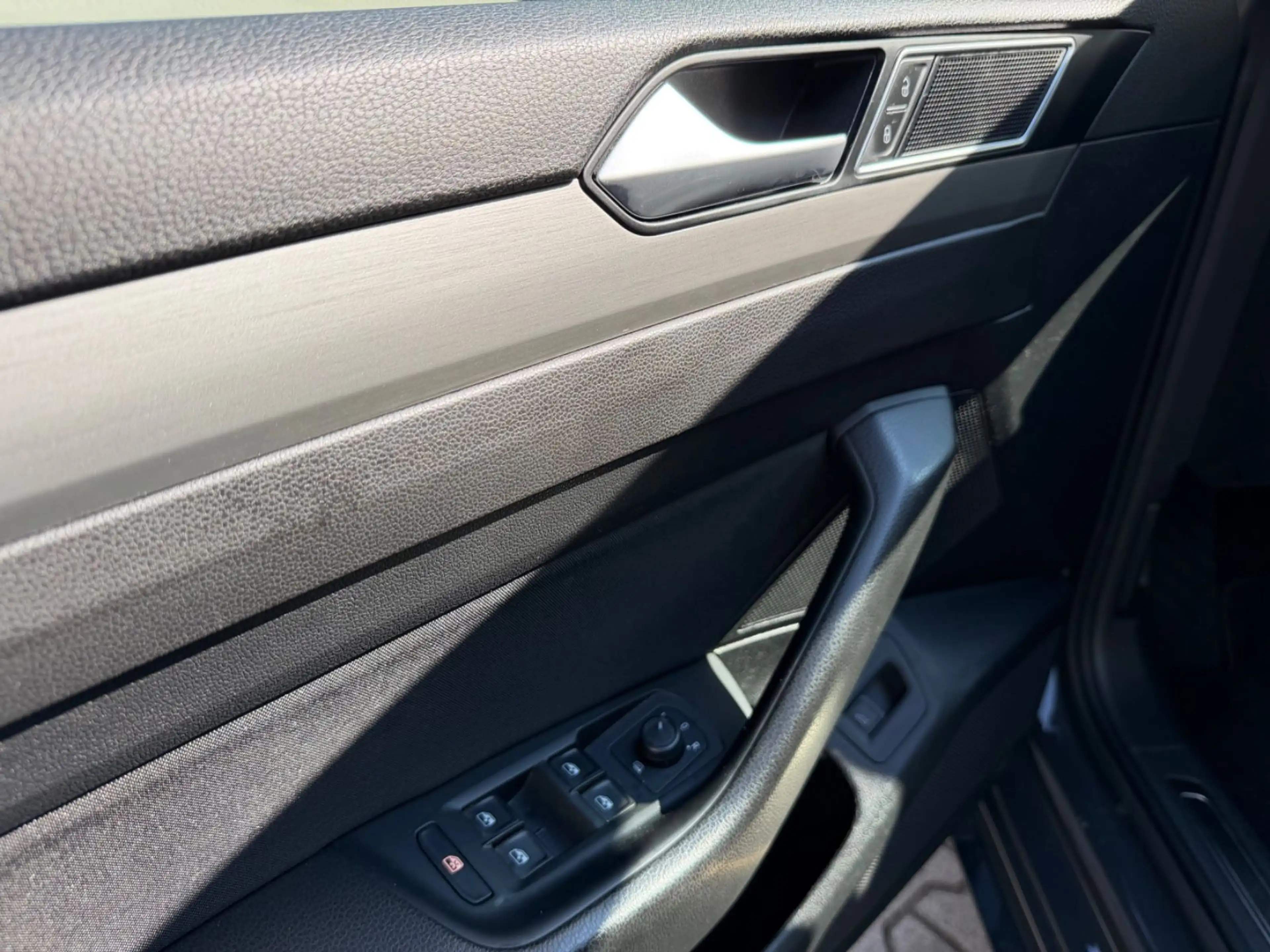 Volkswagen Arteon Basis/SPORTFEDER*/TEMPOM*/KLIMA/TOP* — photo 15