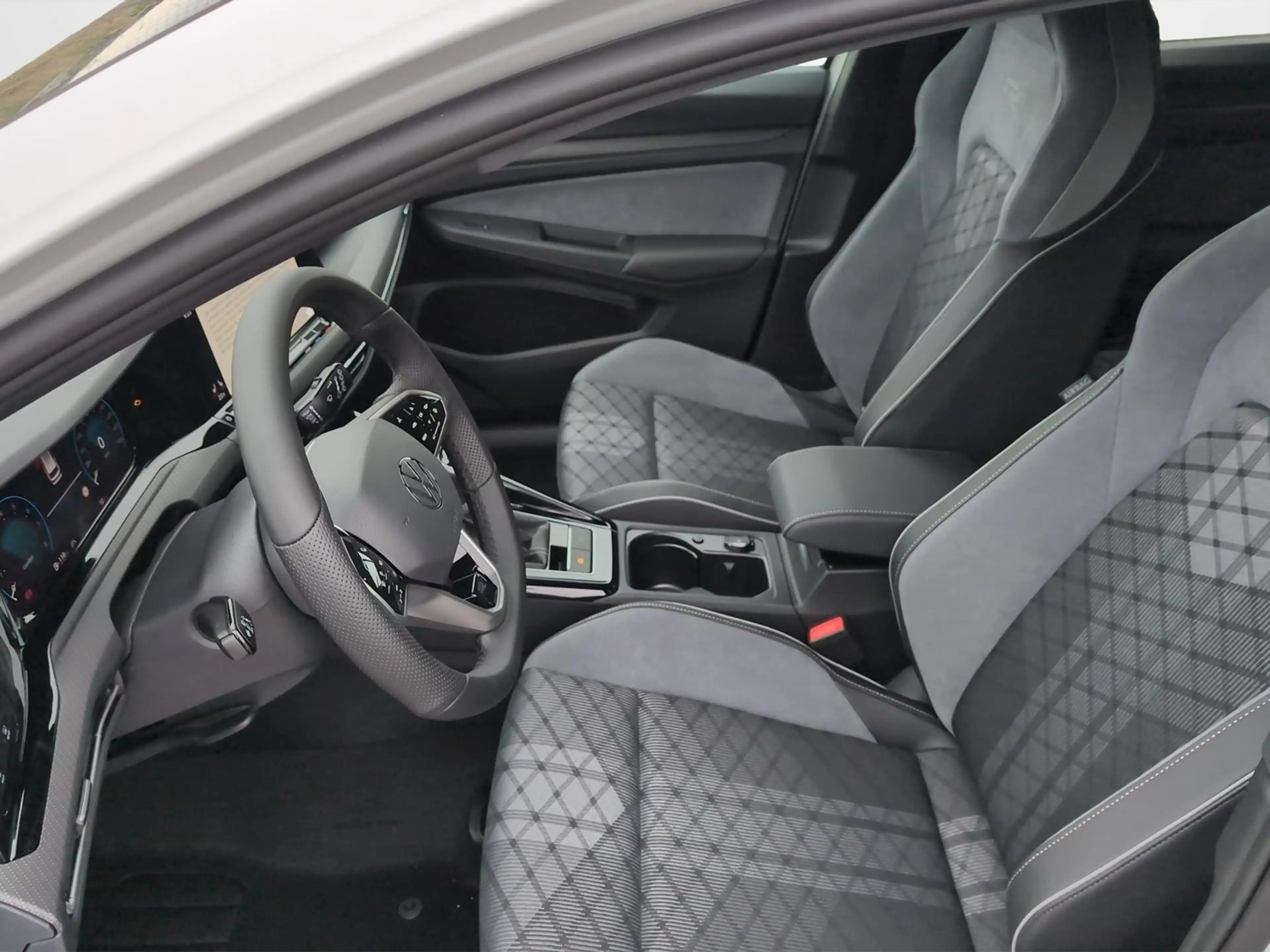 Volkswagen Golf R R-Line TSI — photo 12