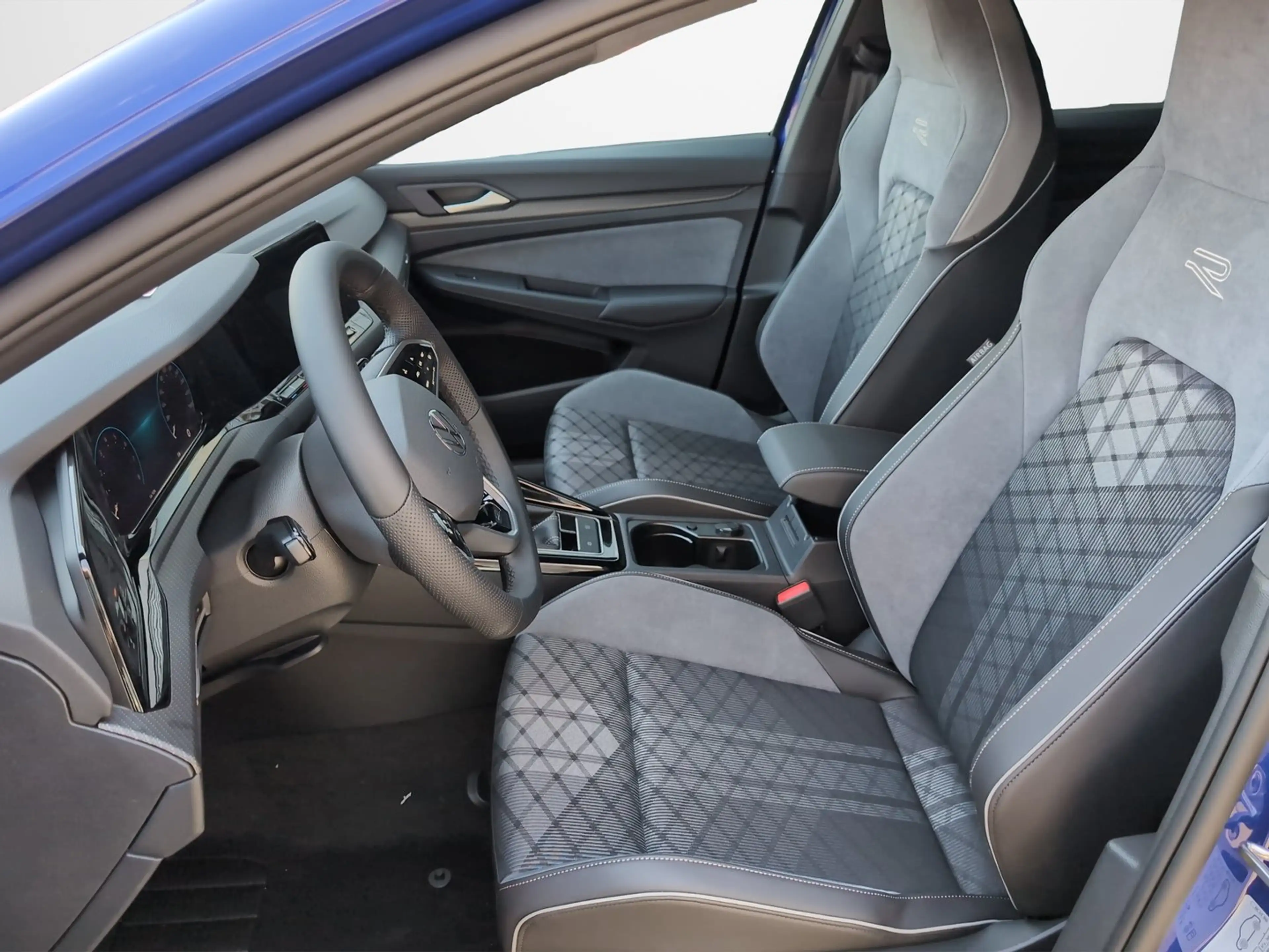 Volkswagen Golf R R-Line TSI — photo 10