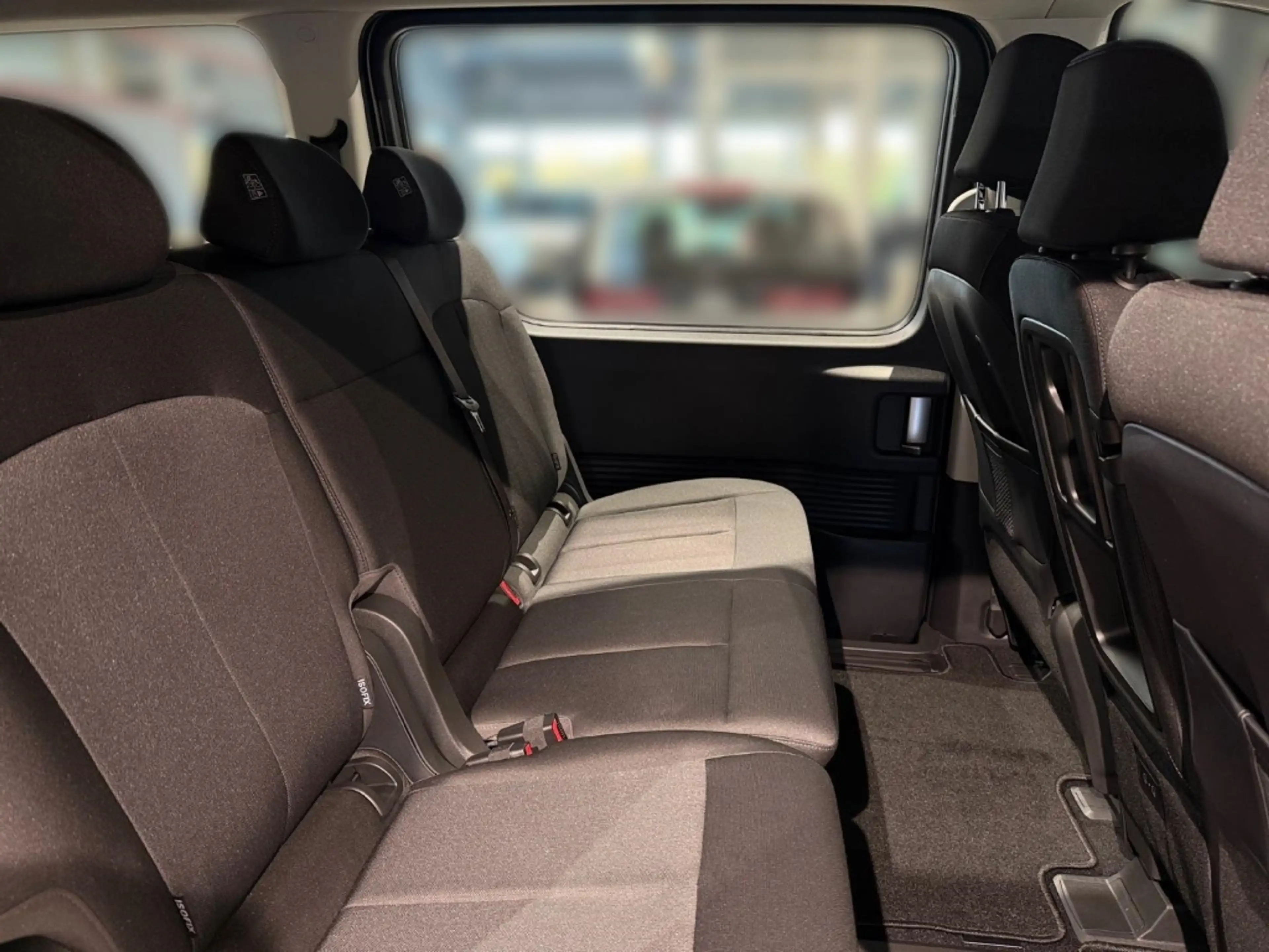 Hyundai STARIA Hybrid 9-SITZER (MY25) 1.6 T-GDI 6-AT 2WD Trend P — photo 13