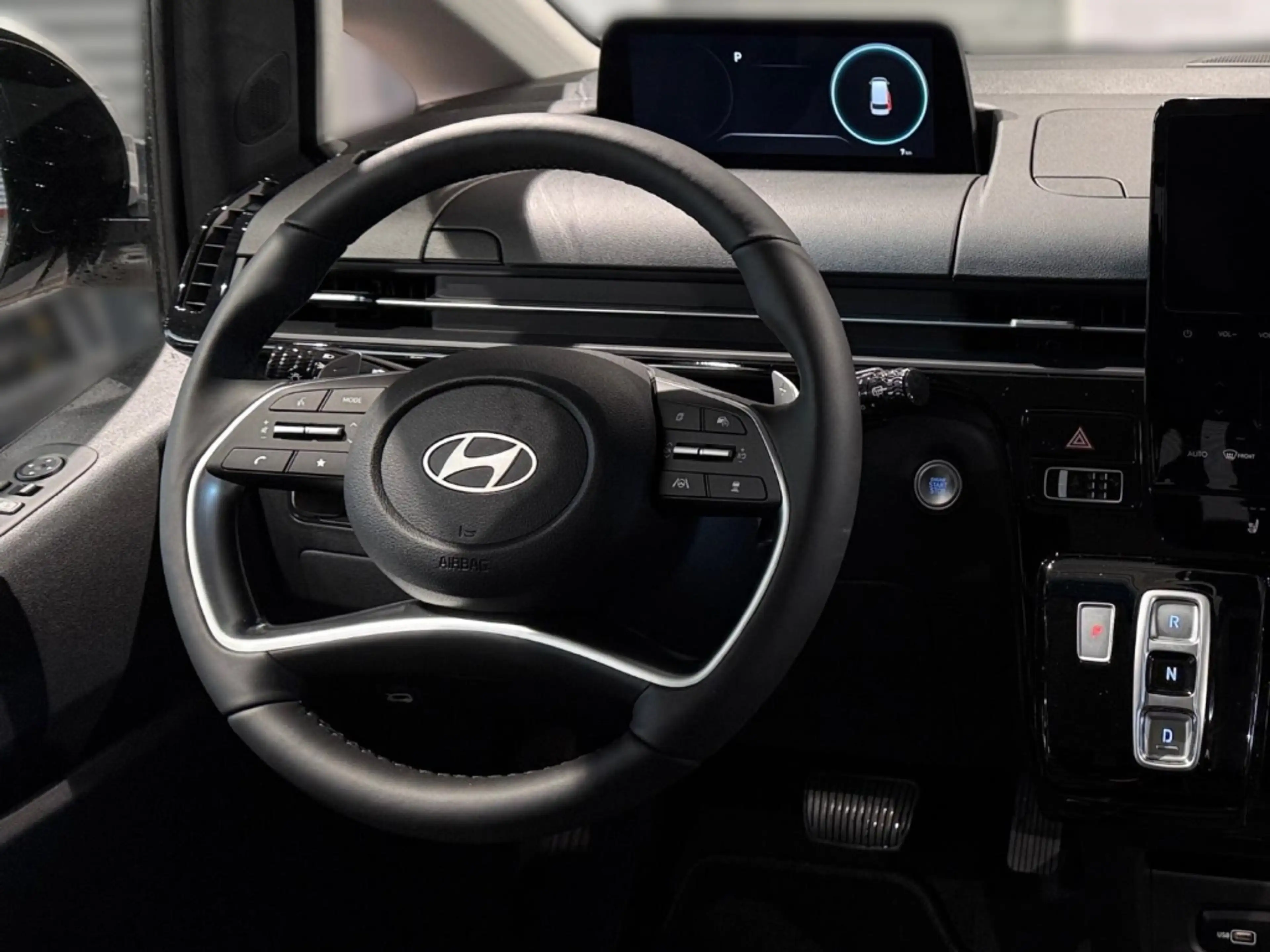Hyundai STARIA Hybrid 9-SITZER (MY25) 1.6 T-GDI 6-AT 2WD Trend P — photo 8