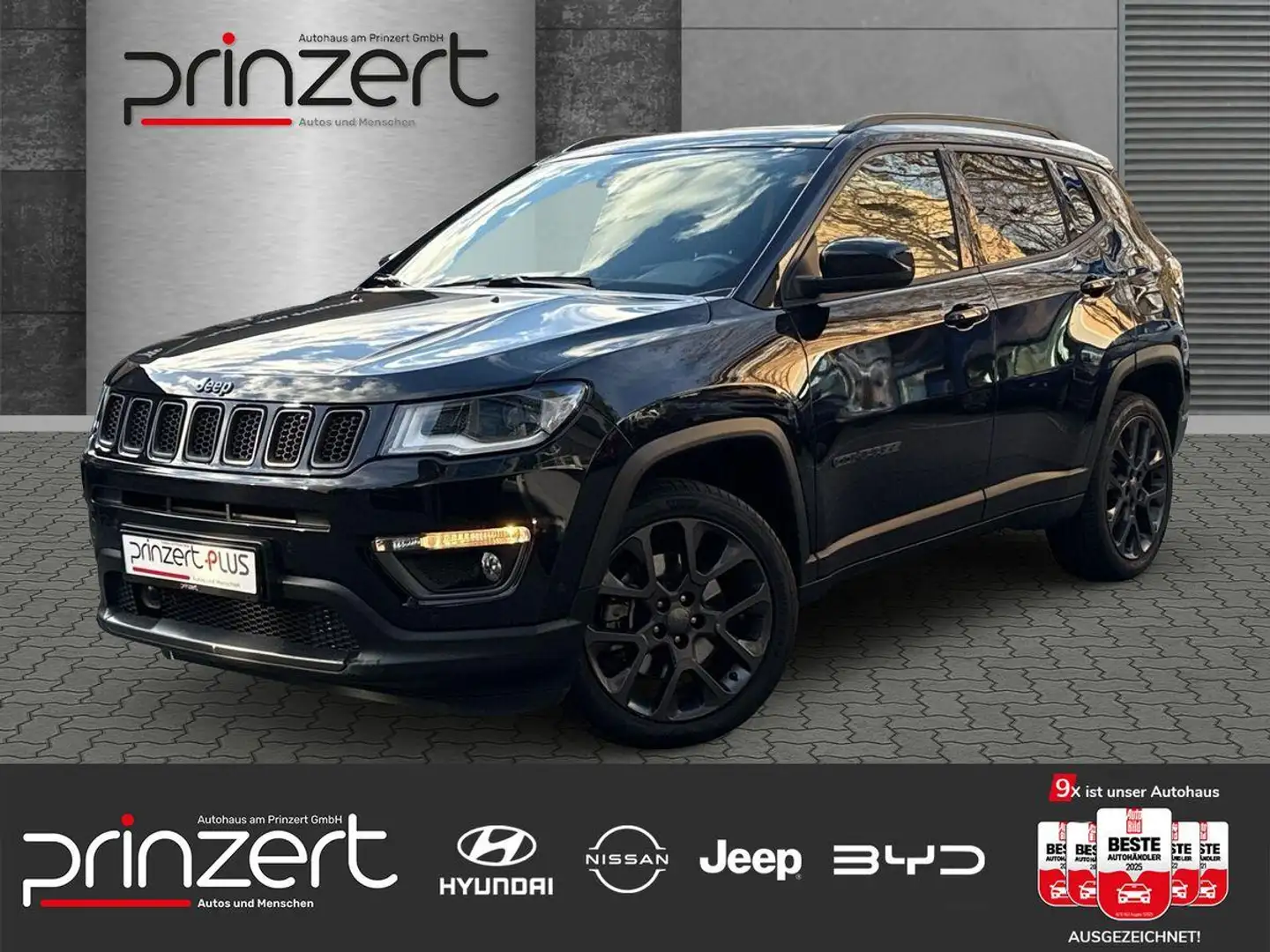 Jeep Compass 1.3 PHEV AT6 "S" 4WD*PGD*Sitzbelüftung*Navi Zwart - 1