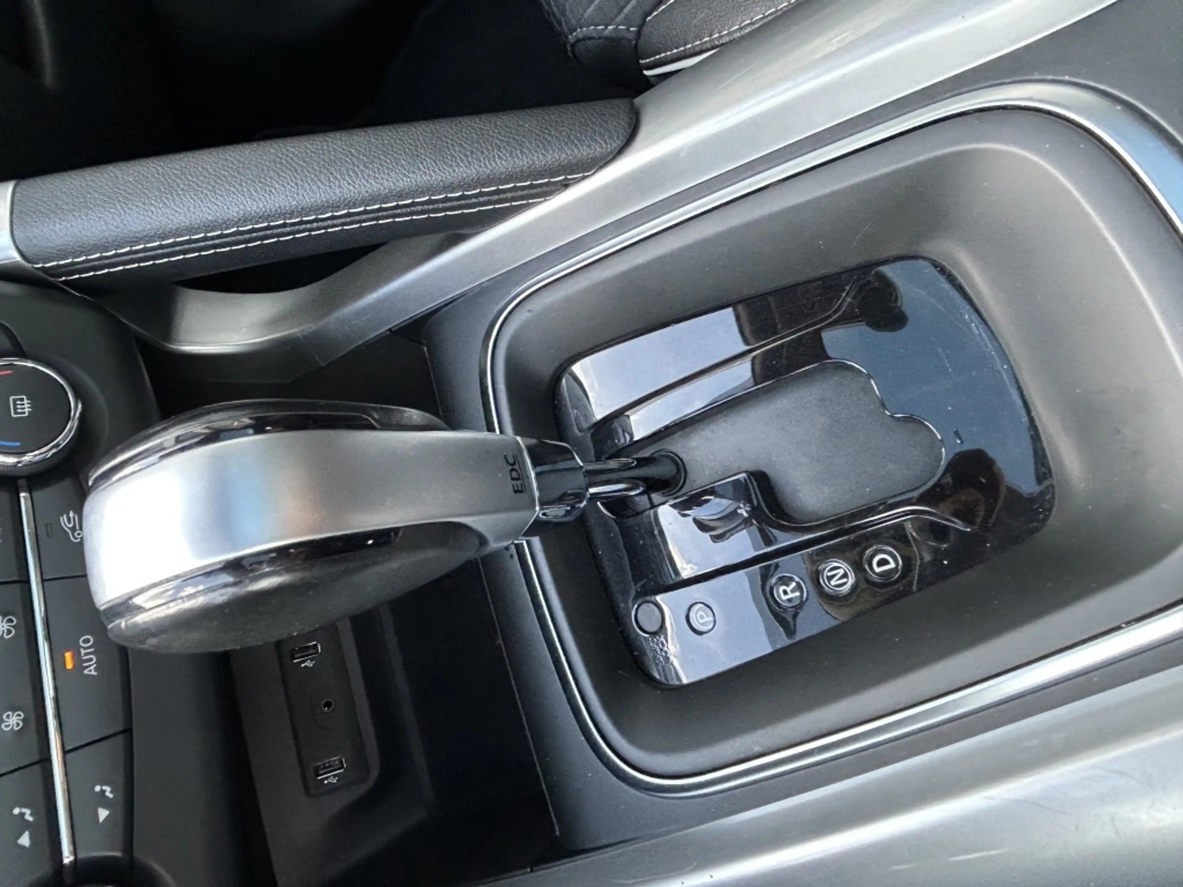 Renault Kadjar Energy TCe 130pk EDC Bose — photo 28