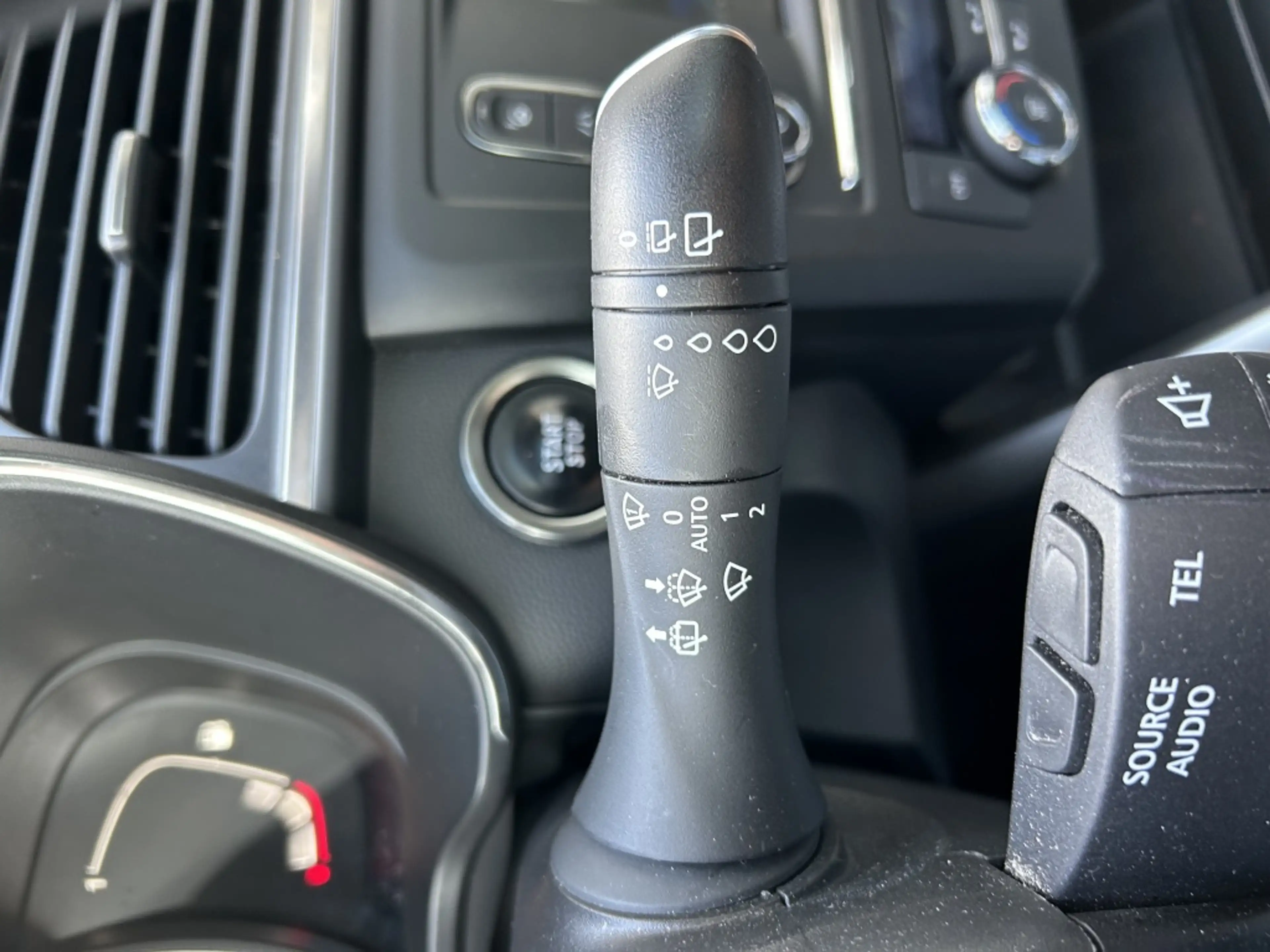 Renault Kadjar Energy TCe 130pk EDC Bose — photo 24