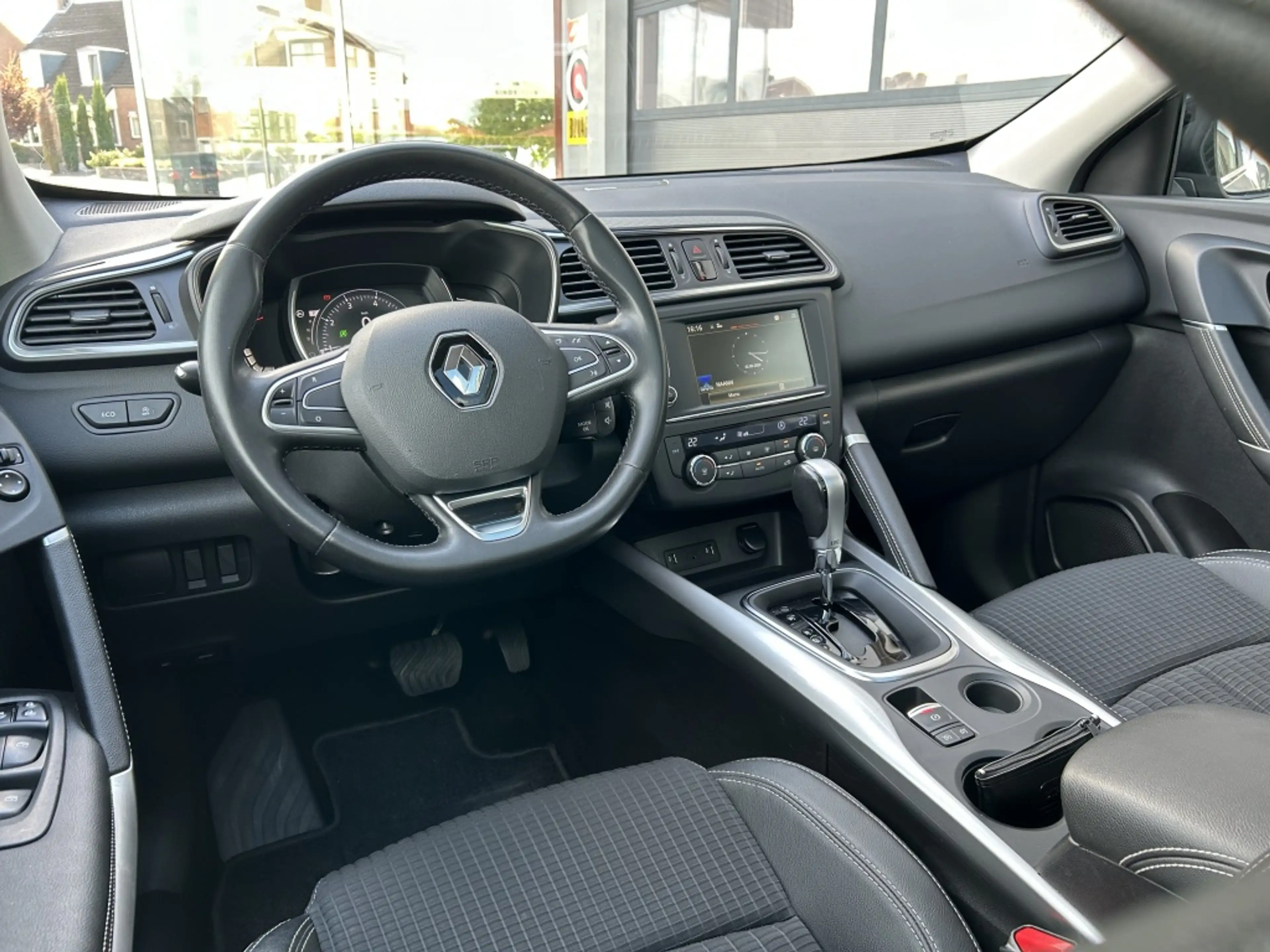 Renault Kadjar Energy TCe 130pk EDC Bose — photo 18