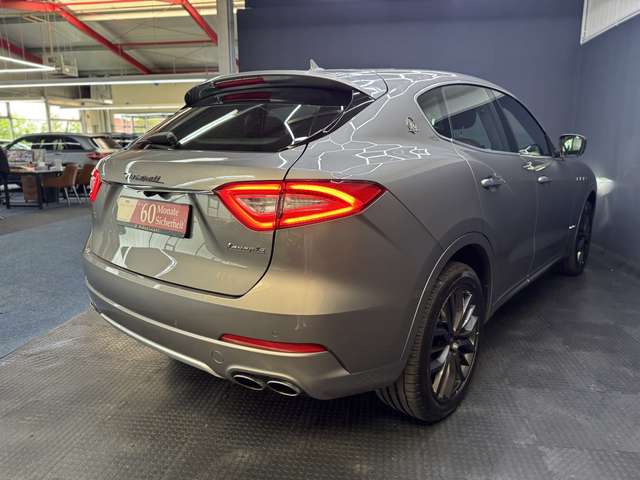 Maserati Levante Gran Lusso 3J.Garantie*Softclose*Pano*