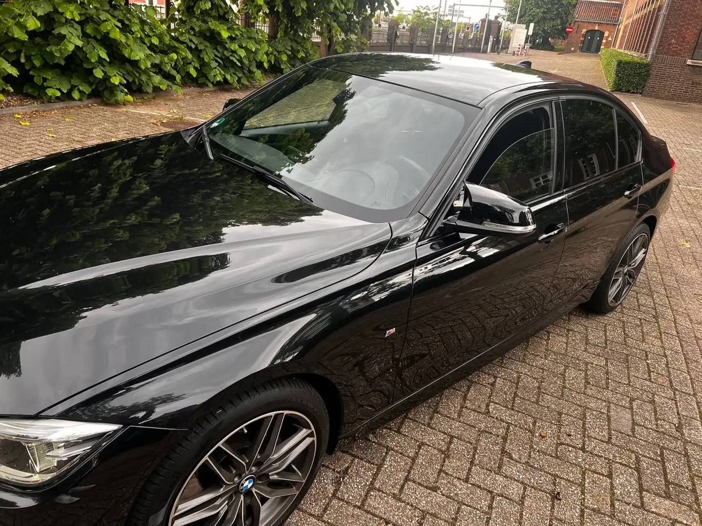 BMW 320 320i Aut. Edition M Sport Shadow - 2