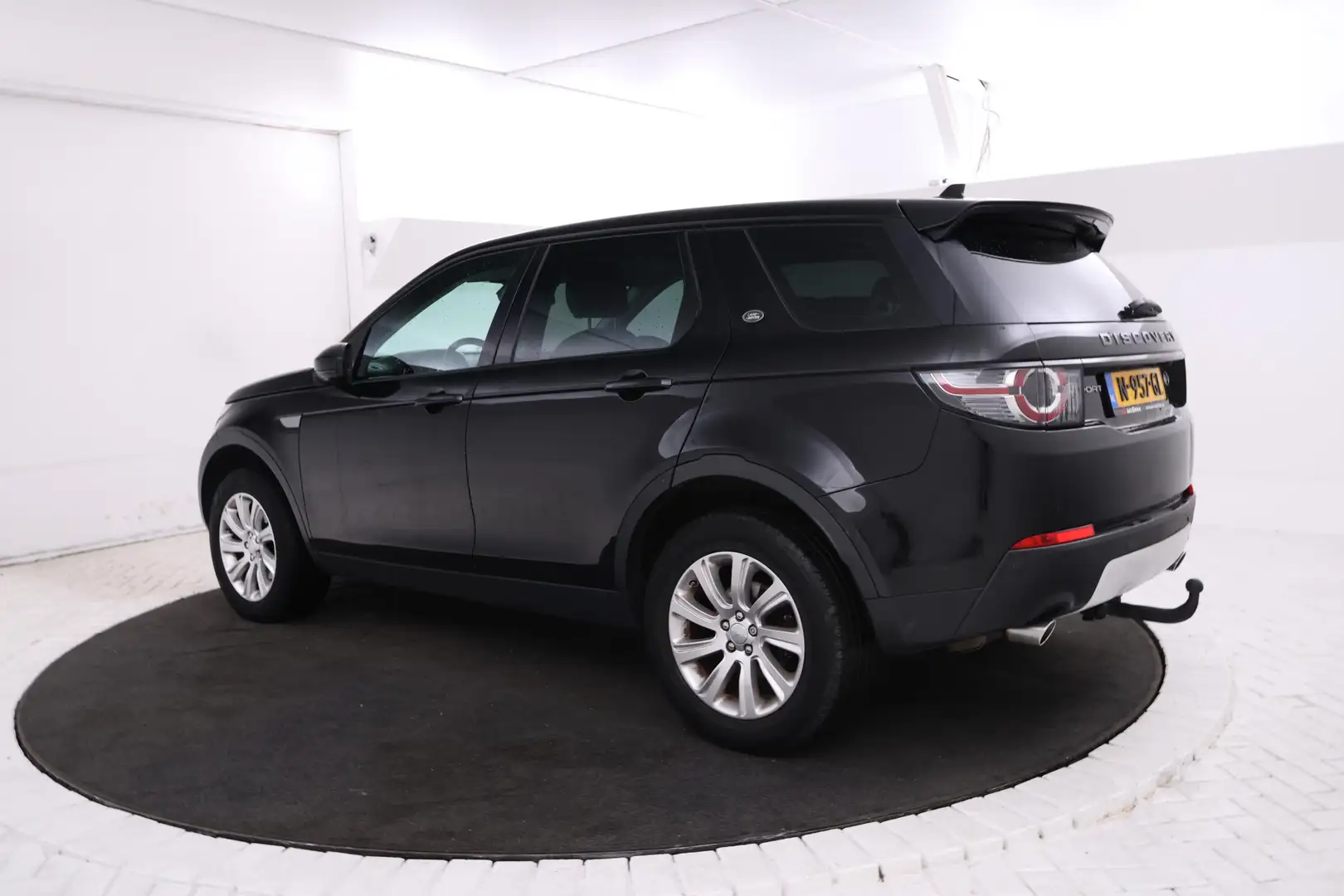 Land Rover Discovery Sport 2.0 TD4 HSE 7 Persoon, Navigatie, Panorama! Leer, Noir - 2