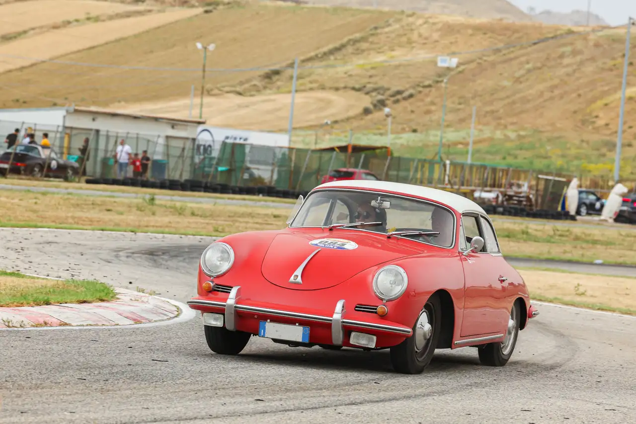 Porsche 356 Hardtop coupe Karmann, foto 2