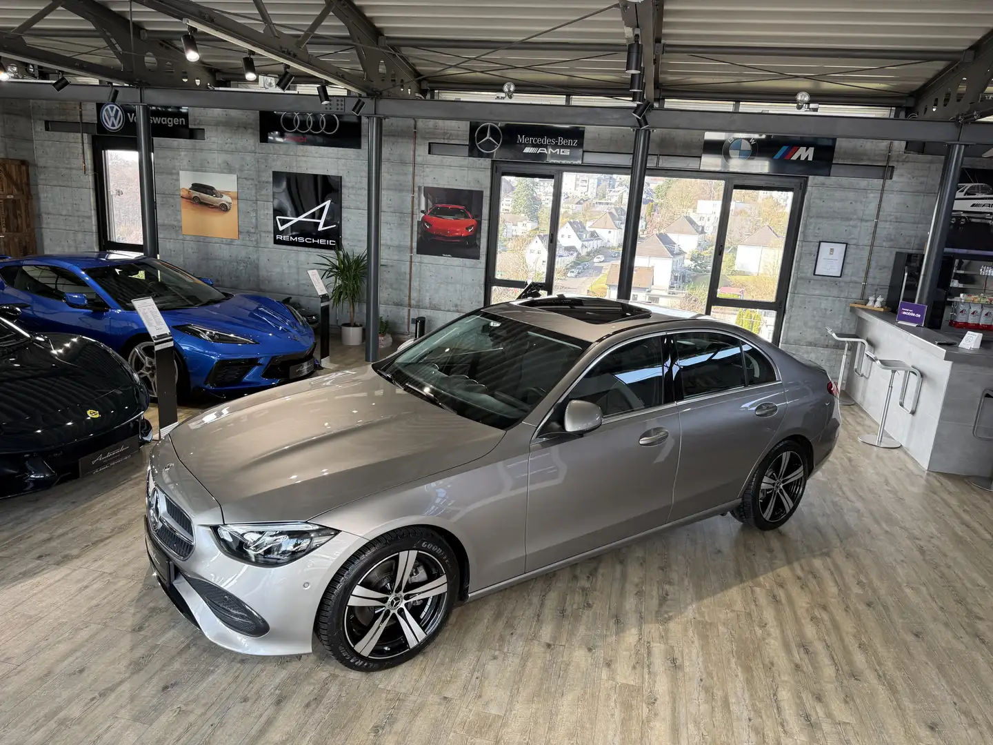 Mercedes-Benz C 200 Avantgarde*DISTRONIC*G.SHD*KAMERA*LED*NAVI Silber - 2