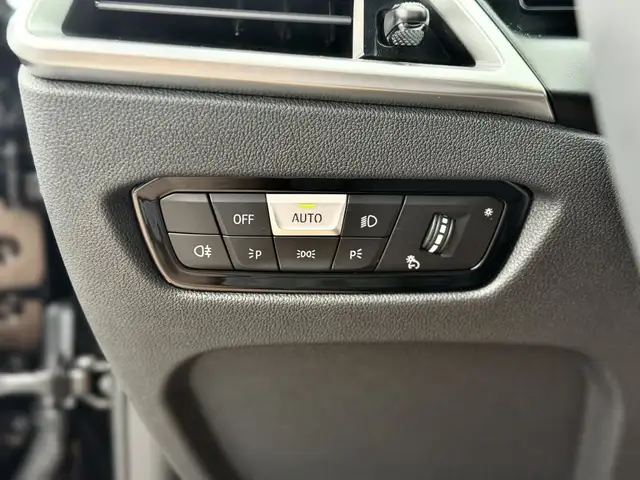 BMW I4 view 18