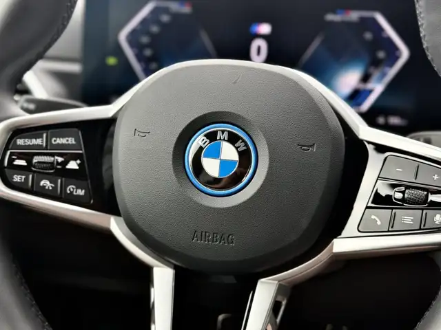 BMW I4 view 20