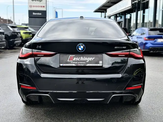 BMW I4 view 7