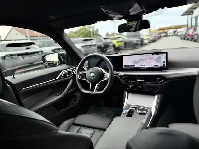 BMW I4 view 13