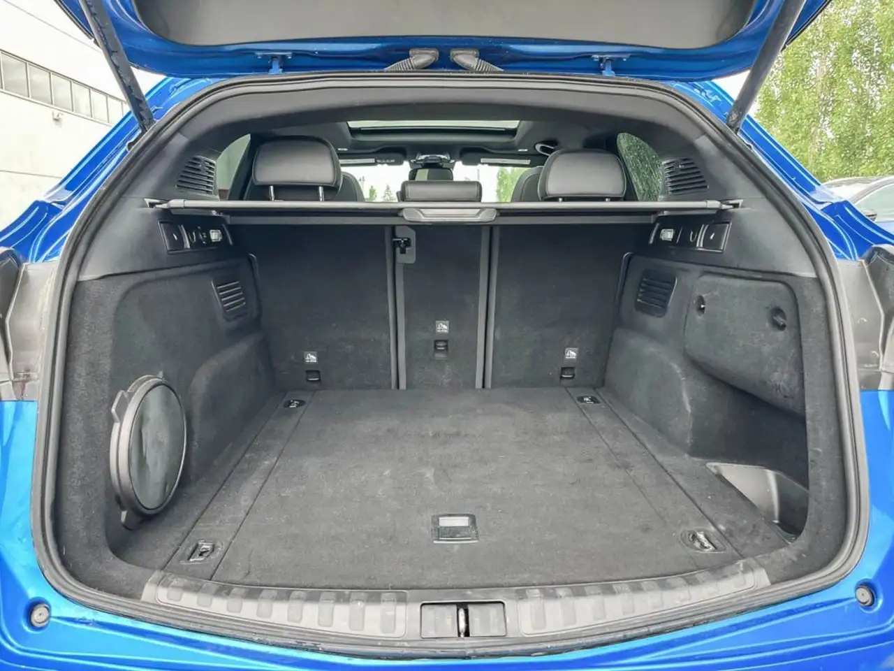 Alfa Romeo Stelvio снимка Alfa Romeo Stelvio