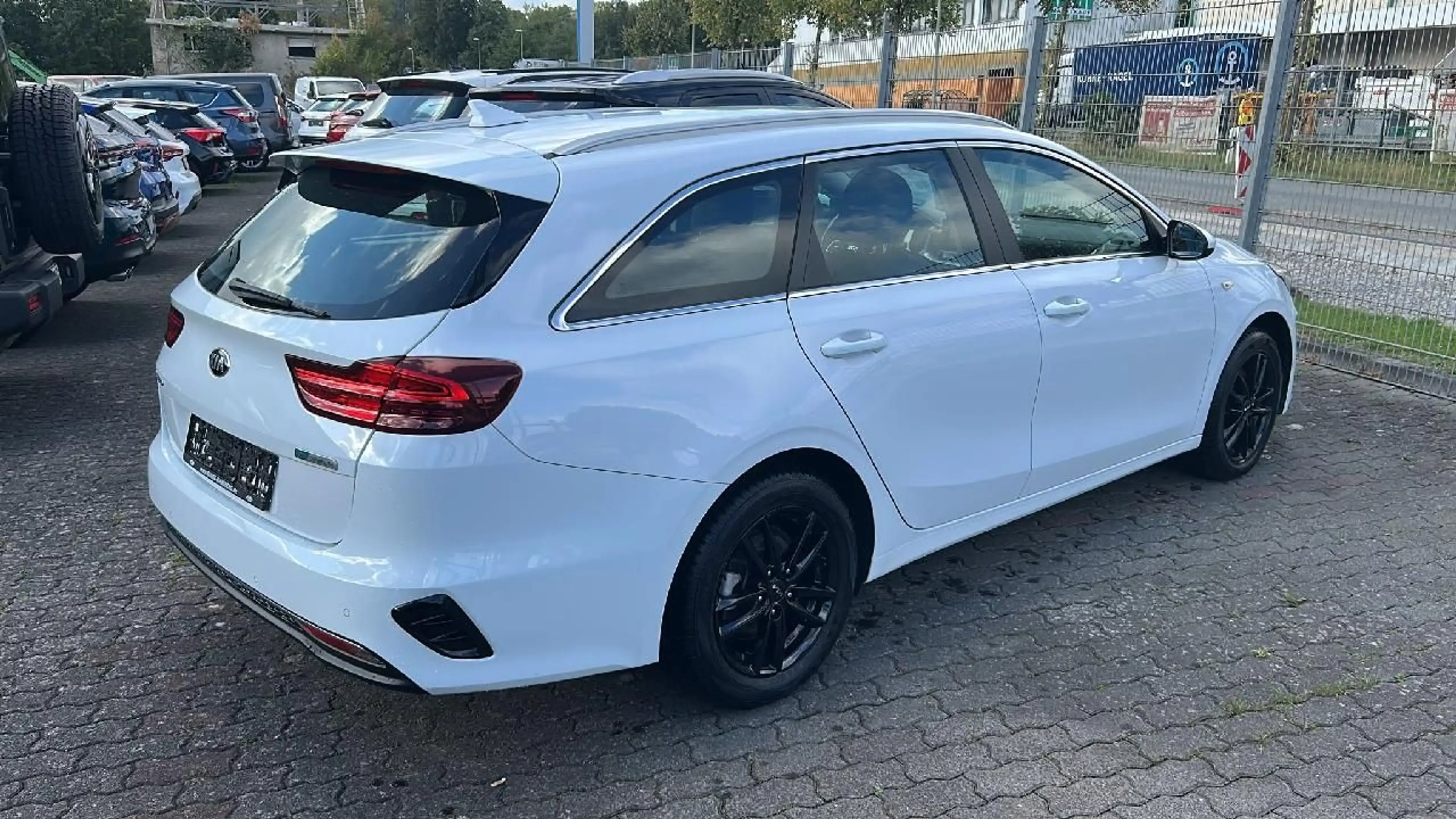 Kia Ceed SW / cee'd SW Ceed Sportswagon Vision — photo 4