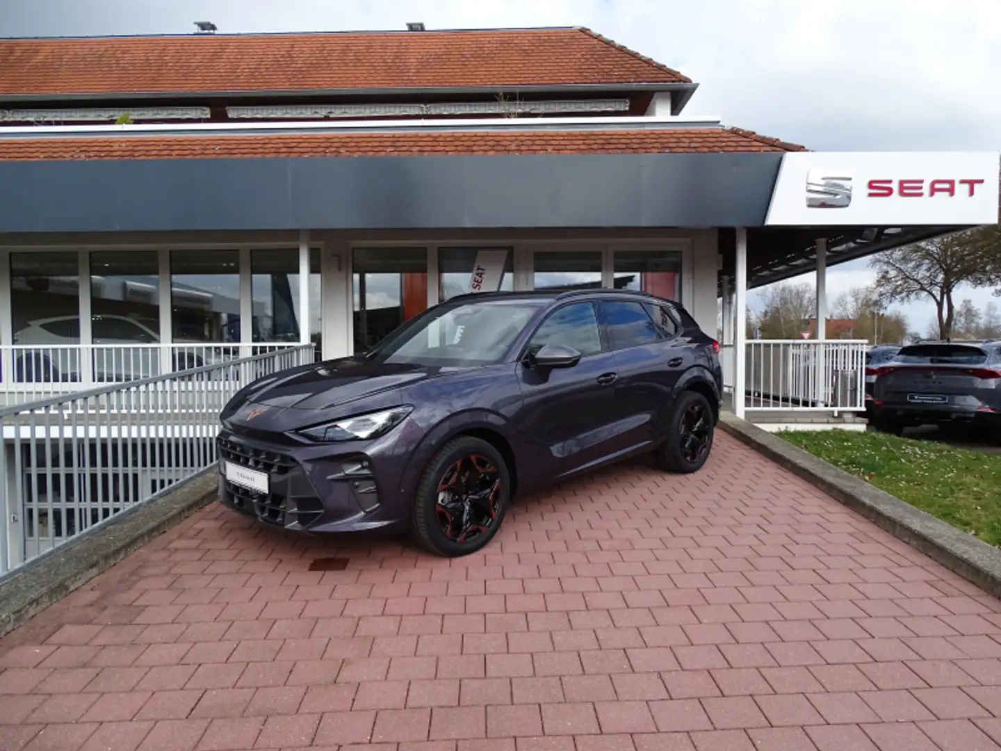 CUPRA Terramar Terramar 2.0 TSI 4Drive DSG 204PS AHK Navi Head-up Mauve - 1