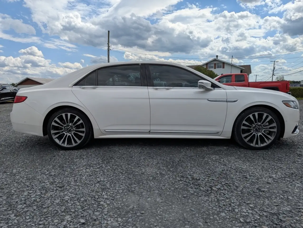 Lincoln Continental снимка Lincoln Continental