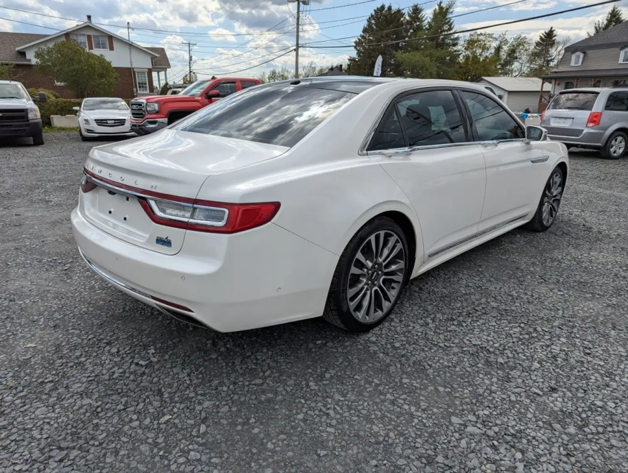 Lincoln Continental снимка Lincoln Continental