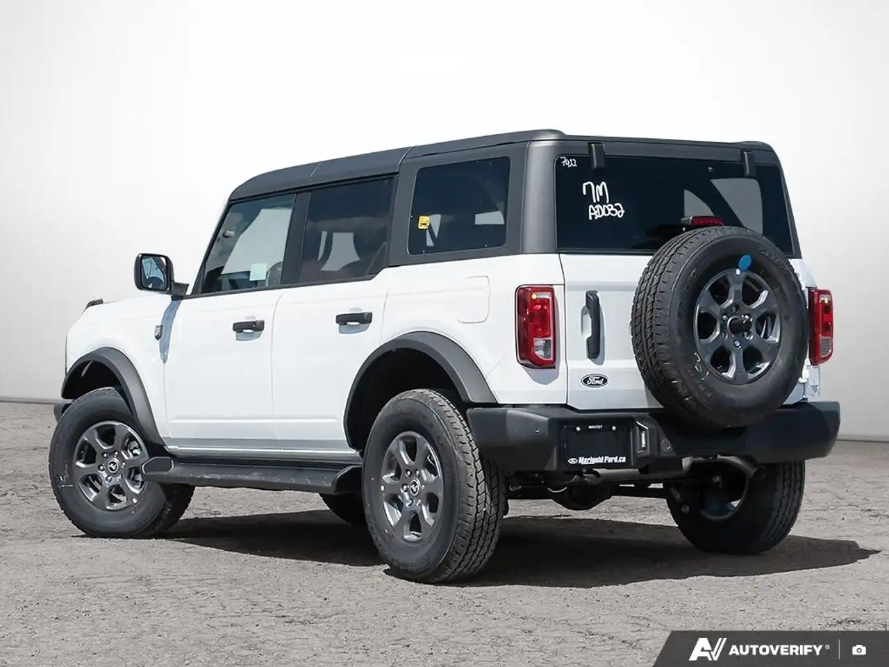 Ford Bronco снимка Ford Bronco