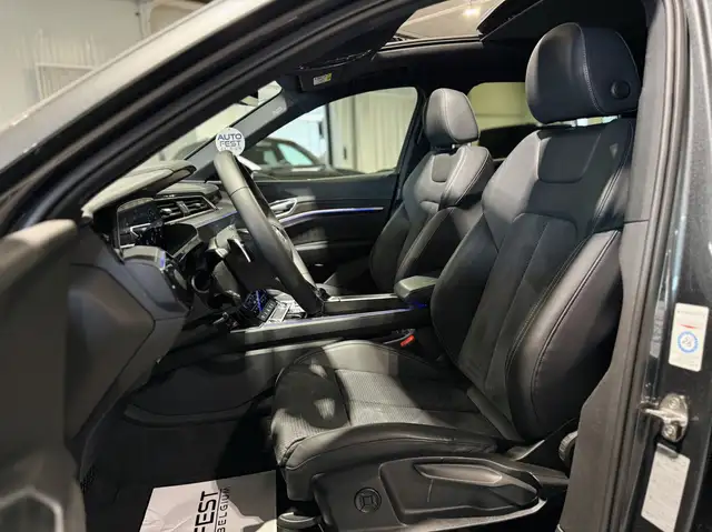 Audi E-Tron view 3