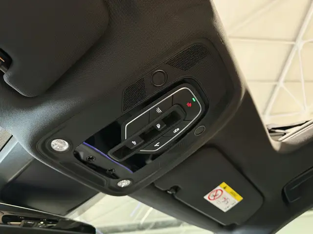 Audi E-Tron view 14