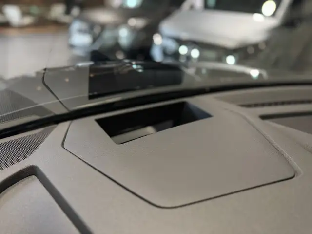 Audi E-Tron view 12
