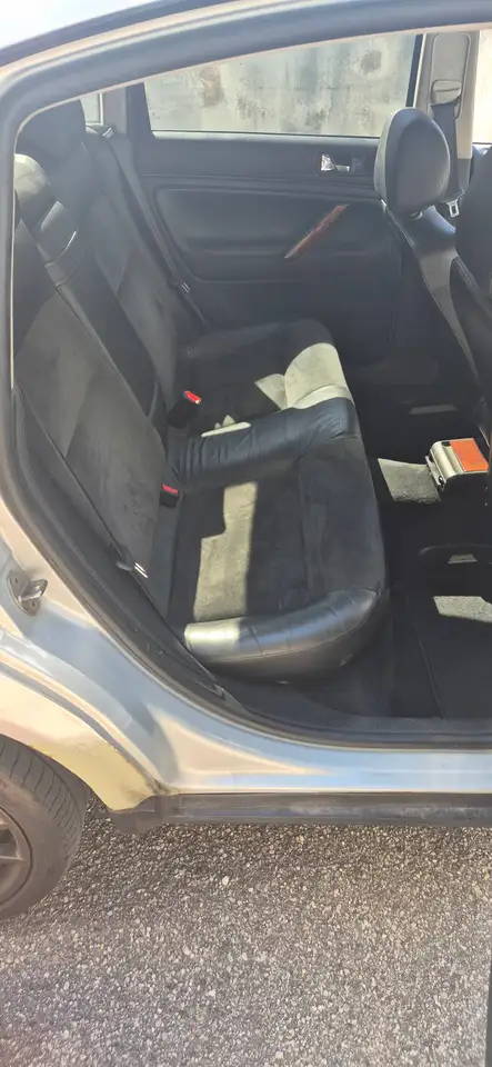 Volkswagen Passat Variant 1,9 Highline TDI PD, foto 8