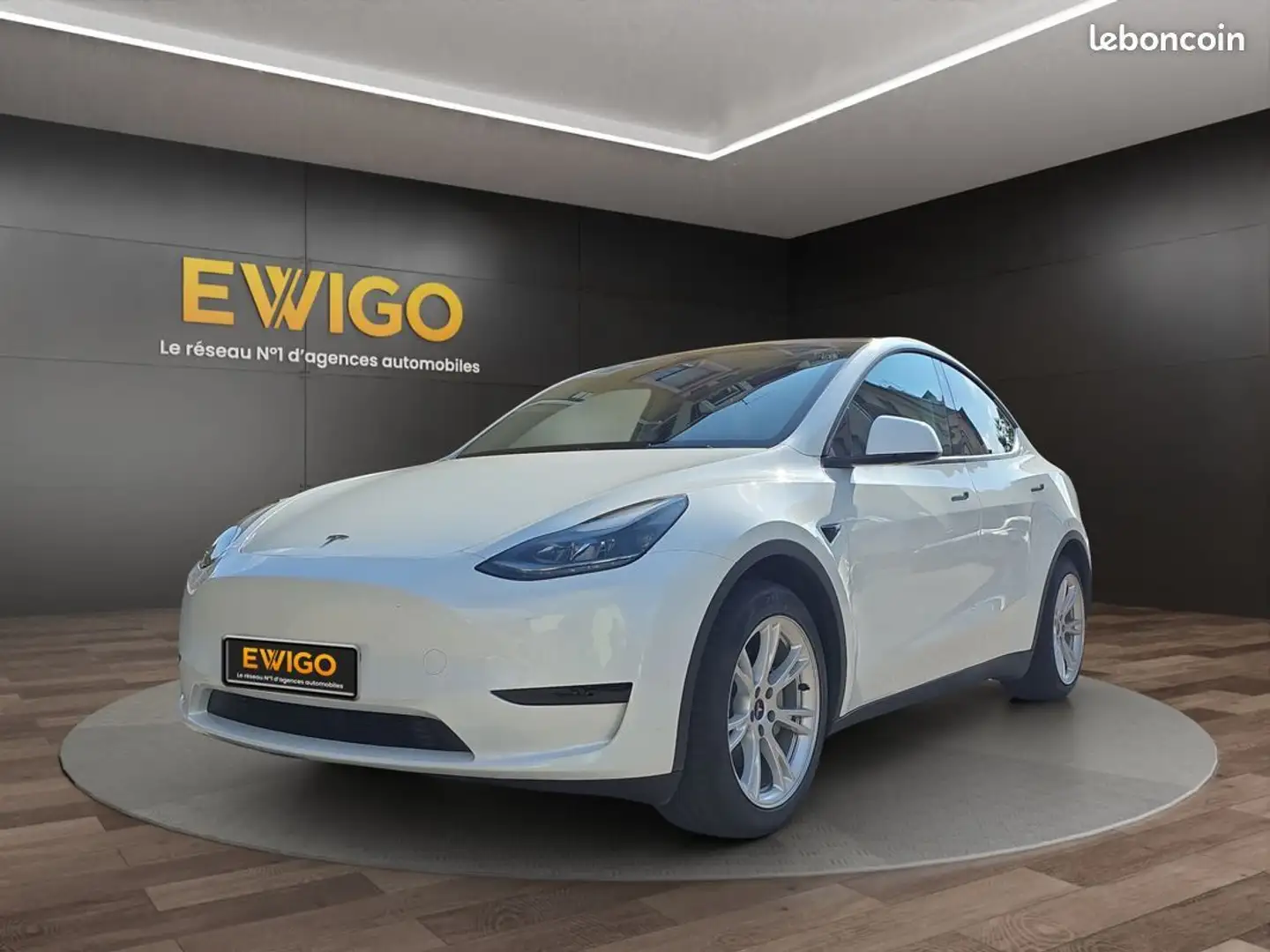 Tesla Model Y electric 320 170ppm 50kwh bva garantie 6 mois Weiß - 1