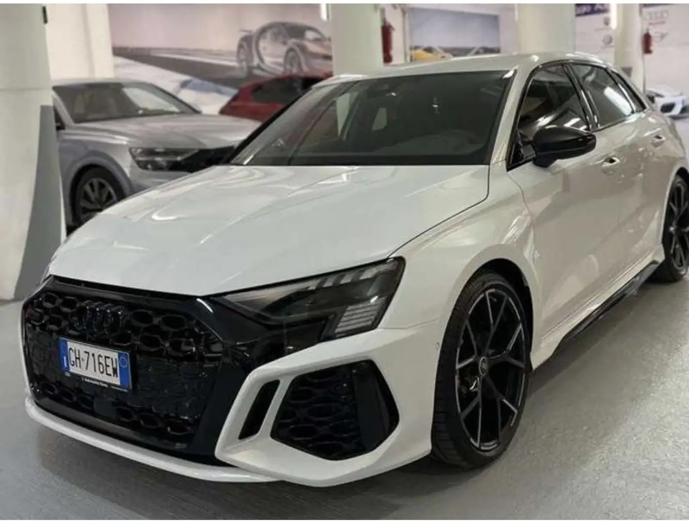 Audi RS3 Sportback 2.5 tfsi quattro s-tronic - 1