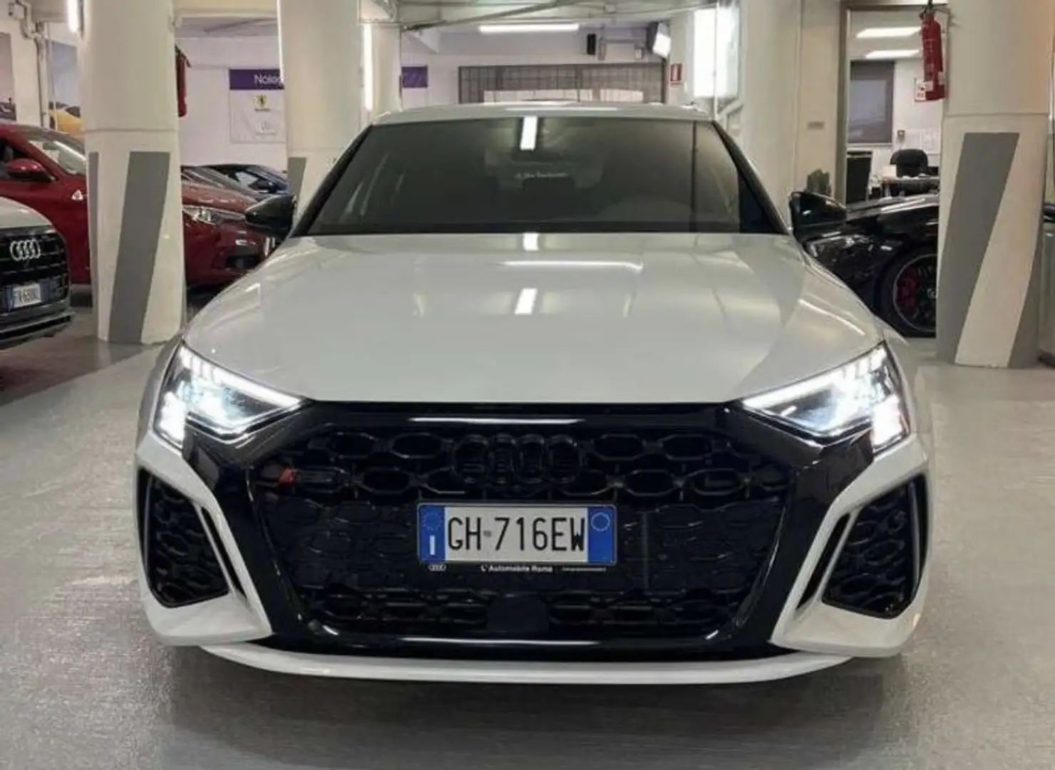 Audi RS3 Sportback 2.5 tfsi quattro s-tronic - 2